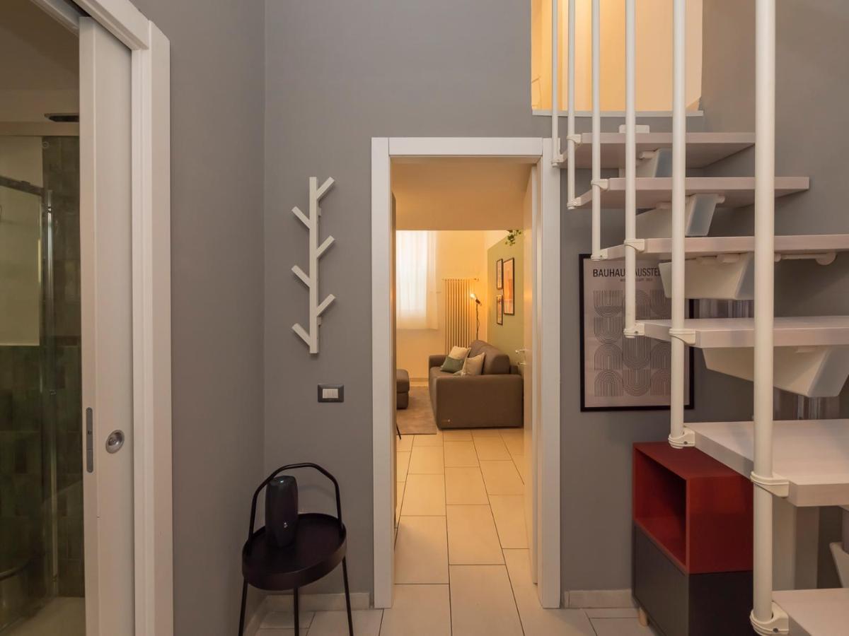 Ihost Apartment - Romilli 17A Милан Экстерьер фото